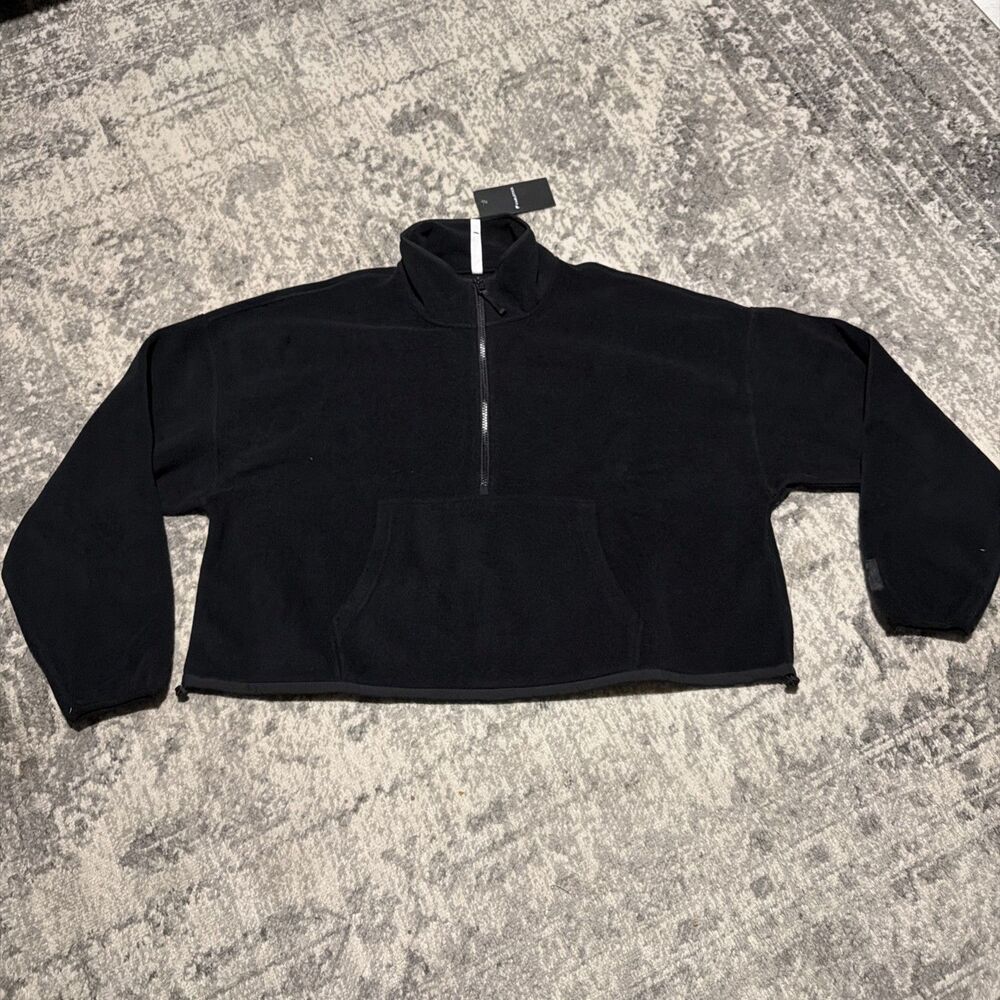 NEW Women’s Fabletics Half Zip Black Fleece Sz. L Large